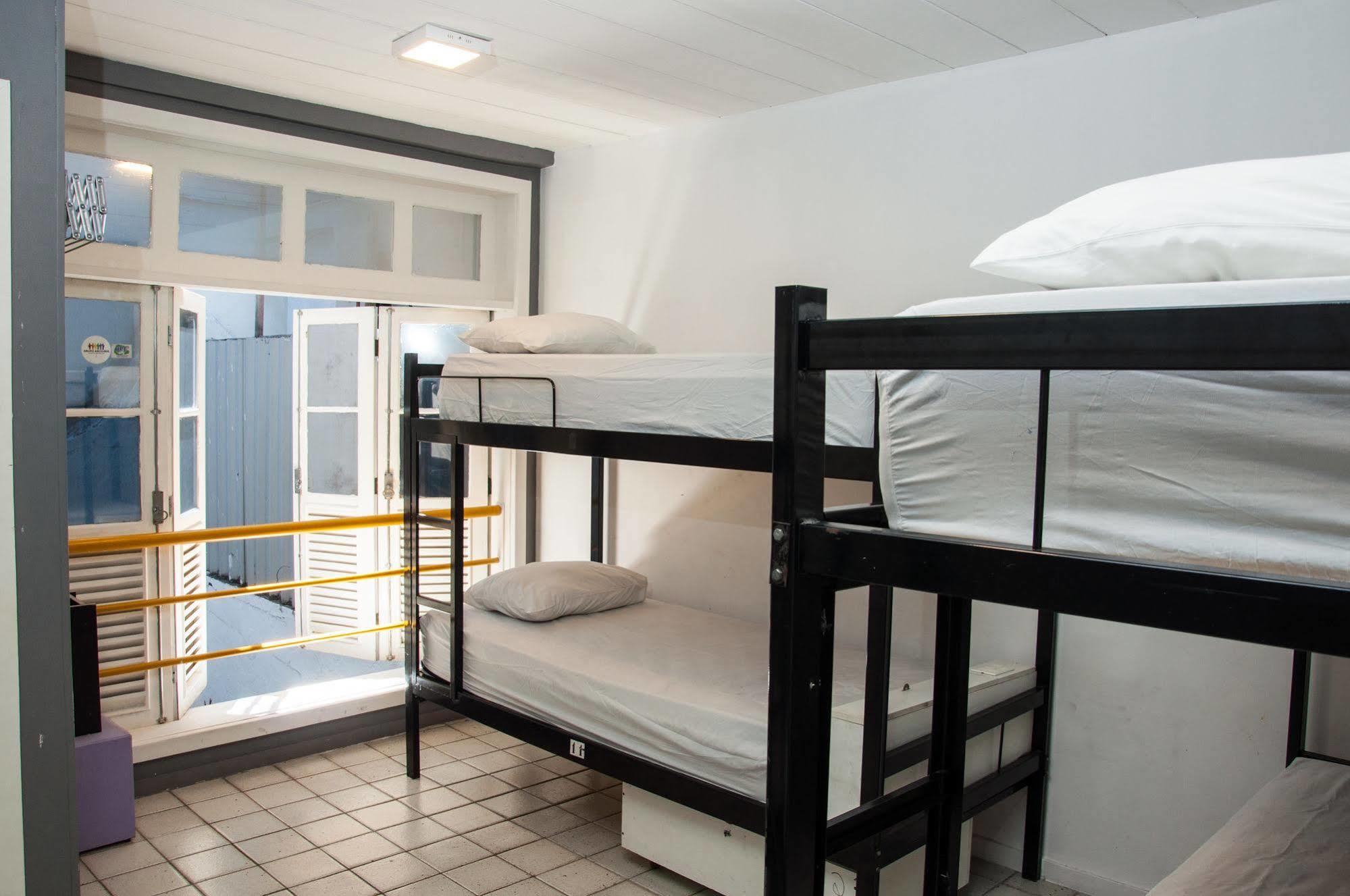 Cla Destinos Albergue *